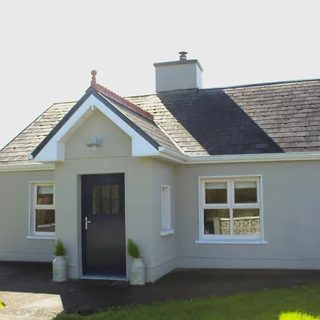 Heather And Shepherds Hut Holiday home Knock (Mayo)
