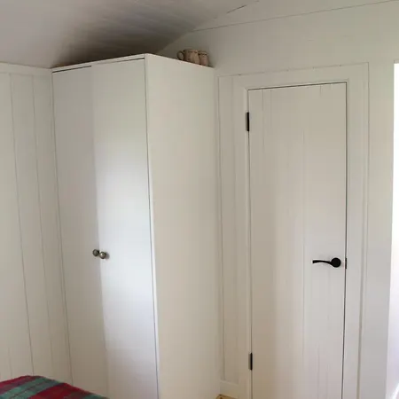 Heather And Shepherds Hut 別荘