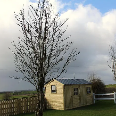 Heather And Shepherds Hut Vakantiehuis Knock (Mayo)